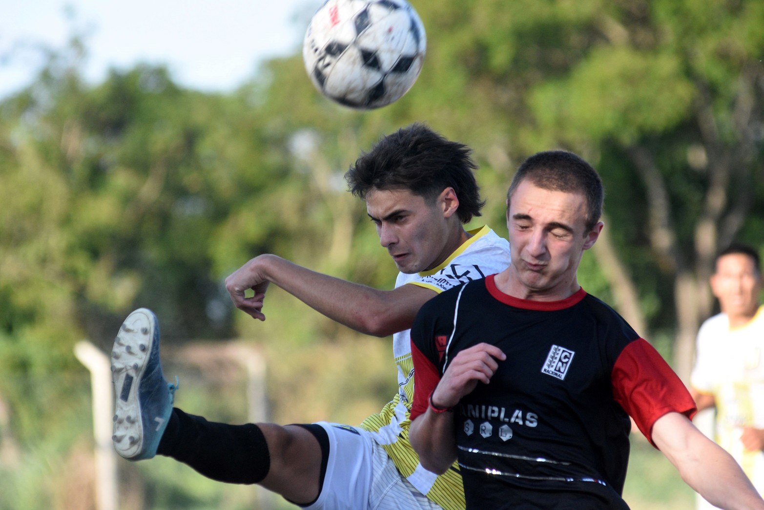 Por la permanencia El Pozo ganó un partido de seis puntos. Superó a Nacional 1 a 0.