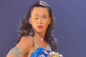 Katy Perry al momento del incidente.
