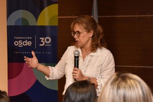 En el encuentro se trabajó con las mamás y las niñas de una manera que resultó cómoda para ambas partes. Créditos: Malena Rodríguez