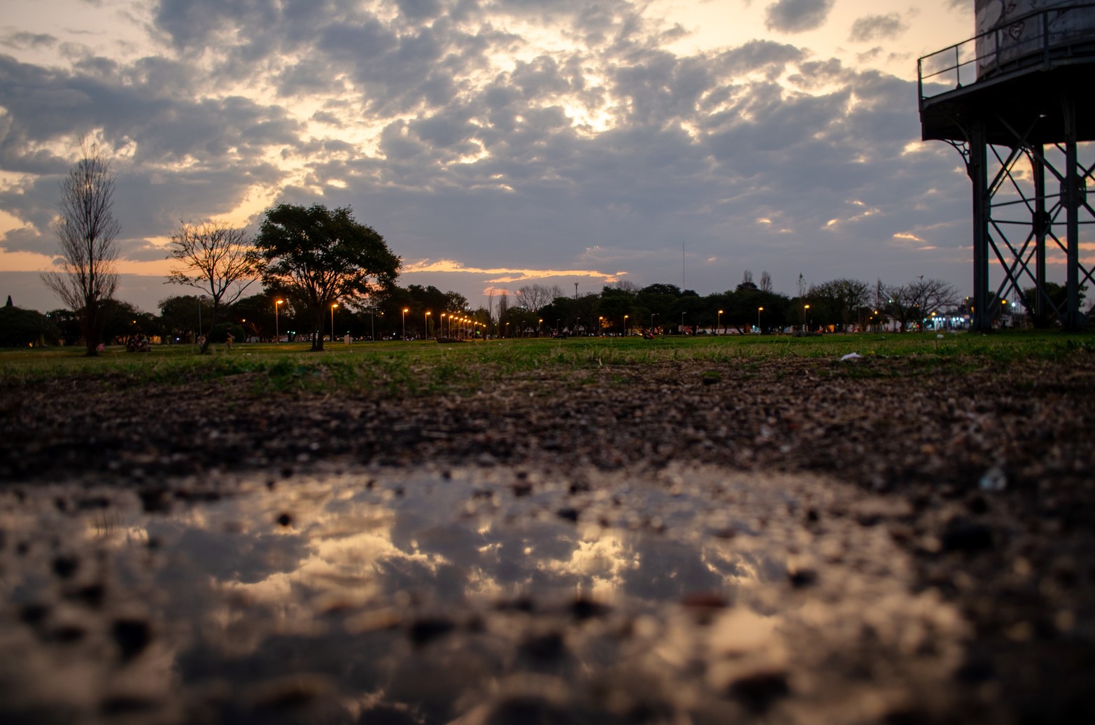 Reflejos al atardecer 1 . Foto Dodorico, Leonardo