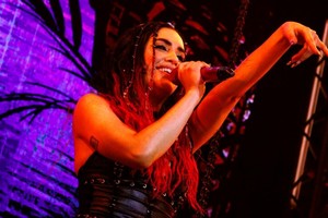 Nacida en el barrio porteño de Parque Patricios, Lali comenzó su carrera a los 10 años.