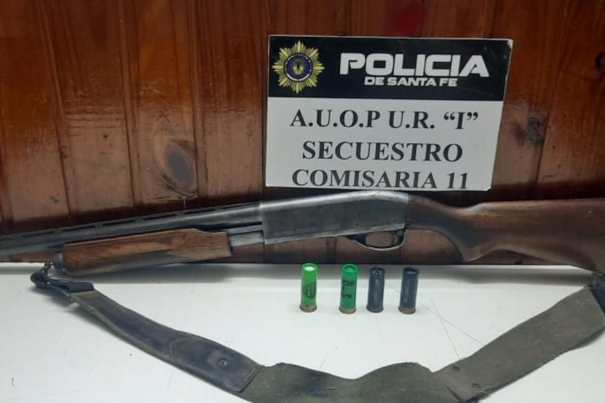 Escopeta calibre 12 secuestrada al detenido