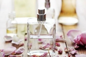 El organismo nacional determinó este viernes 4 de noviembre que los perfumes sean retirados del mercado