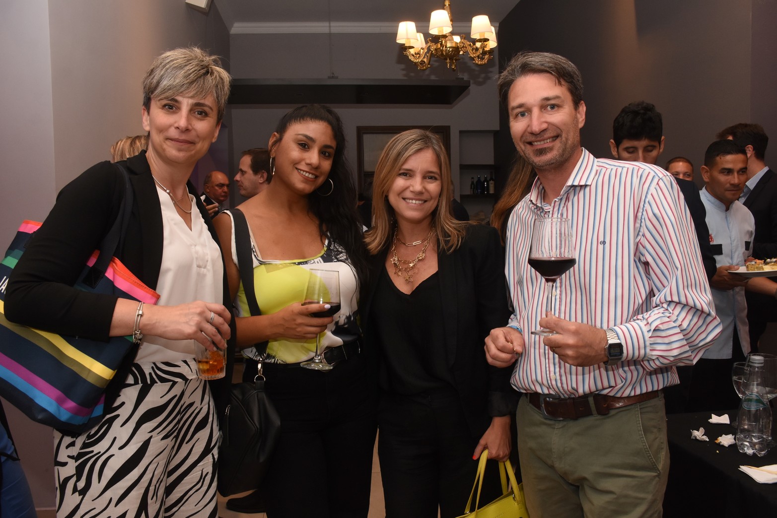 Con el objetivo de dialogar, debatir y proyectar los desafíos políticos y económicos del país, la Asociación para el Desarrollo de Santa Fe y su Región convocó a especialistas, que dejaron sus puntos de vista e ideas.