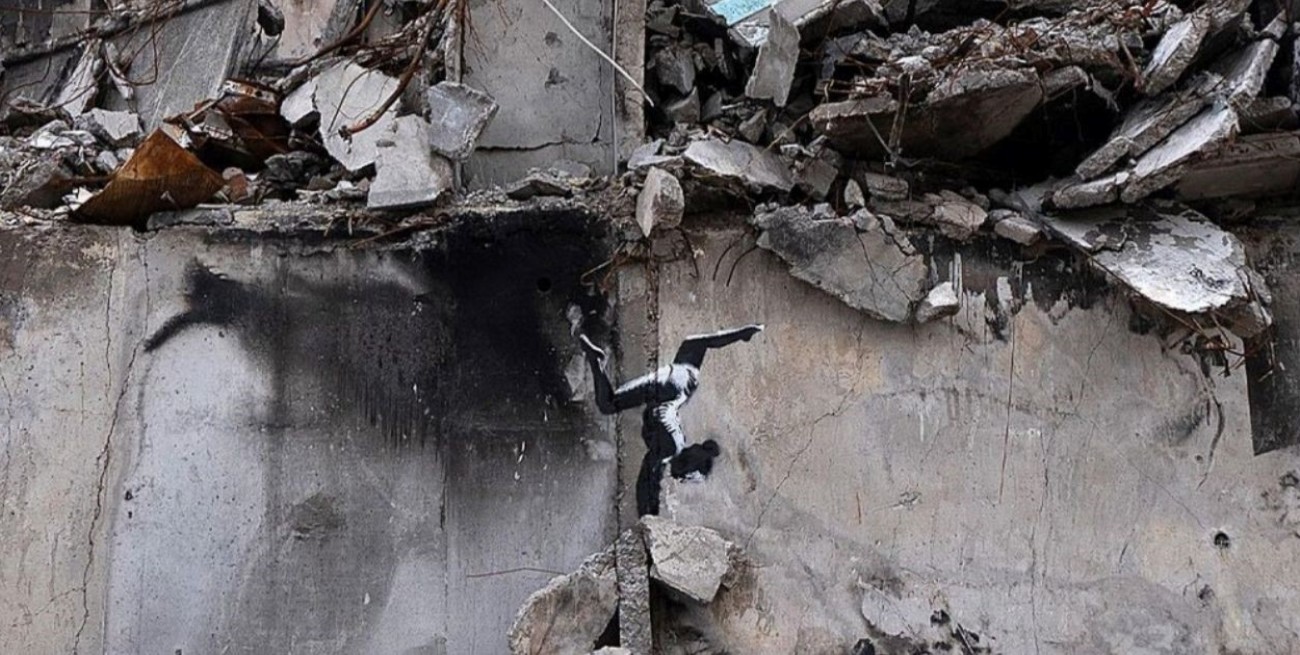 Arte en las ruinas: Banksy y una nueva obra en un edificio bombardeado por Rusia