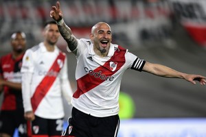 Javier Pinola informó este domingo que jugará su último partido como profesional ante Betis.