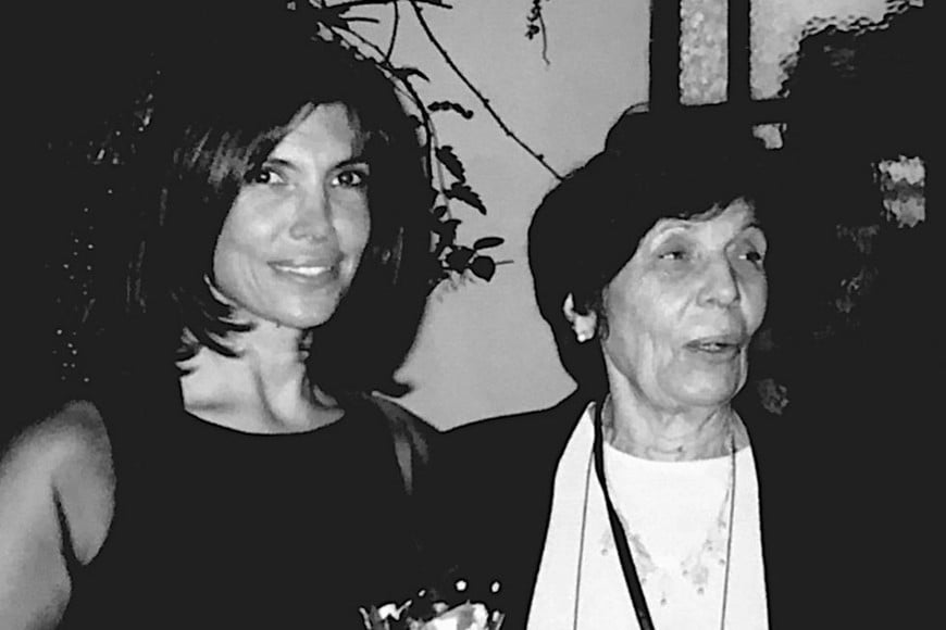 Silvia Arazi con su madre, Rosita. FOTO: Gentileza de la autora