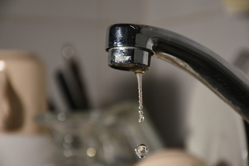 Luego de las tareas podría registrarse turbiedad. Recomiendan dejar circular agua por unos minutos en la primera canilla de ingreso al inmueble.