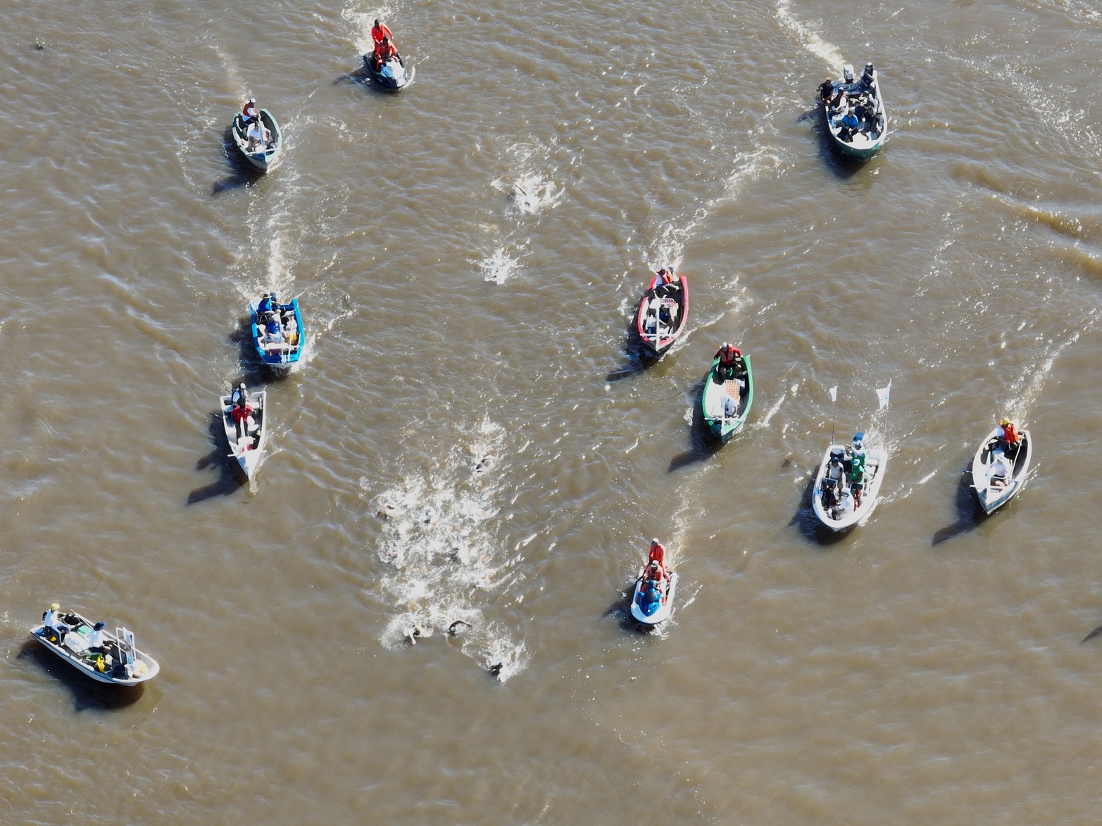 Después de tres años, se volvió a correr el maratón acuático Rio Coronda