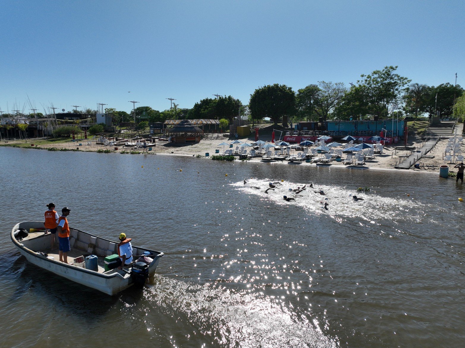 Después de tres años, se volvió a correr el maratón acuático Rio Coronda