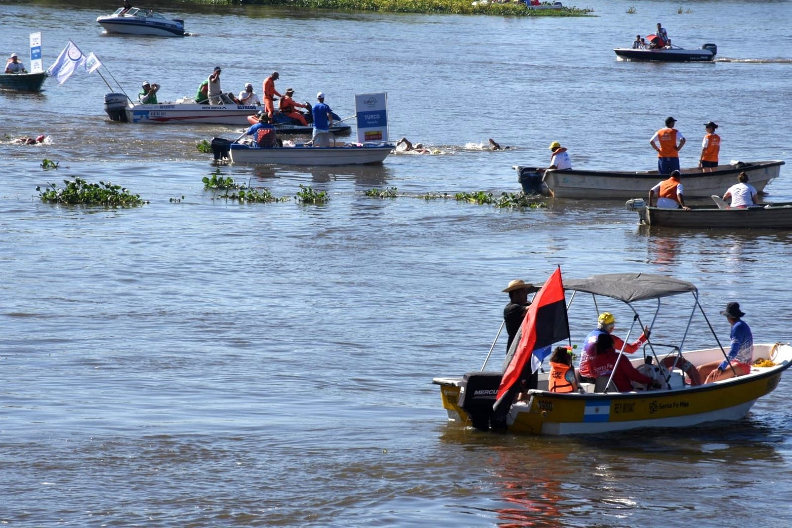 El maratón acuático Santa Fe Coronda vive una nueva edición. Guillermo Di Salvatore