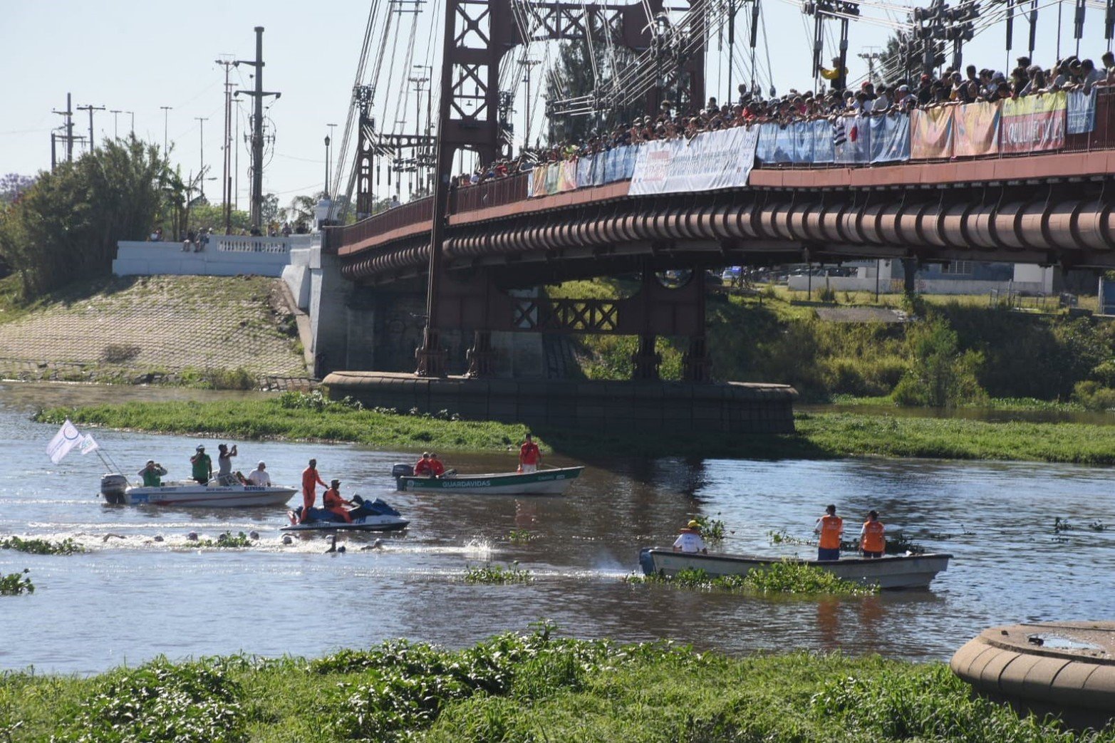 El maratón acuático Santa Fe Coronda vive una nueva edición. Flavio Raina