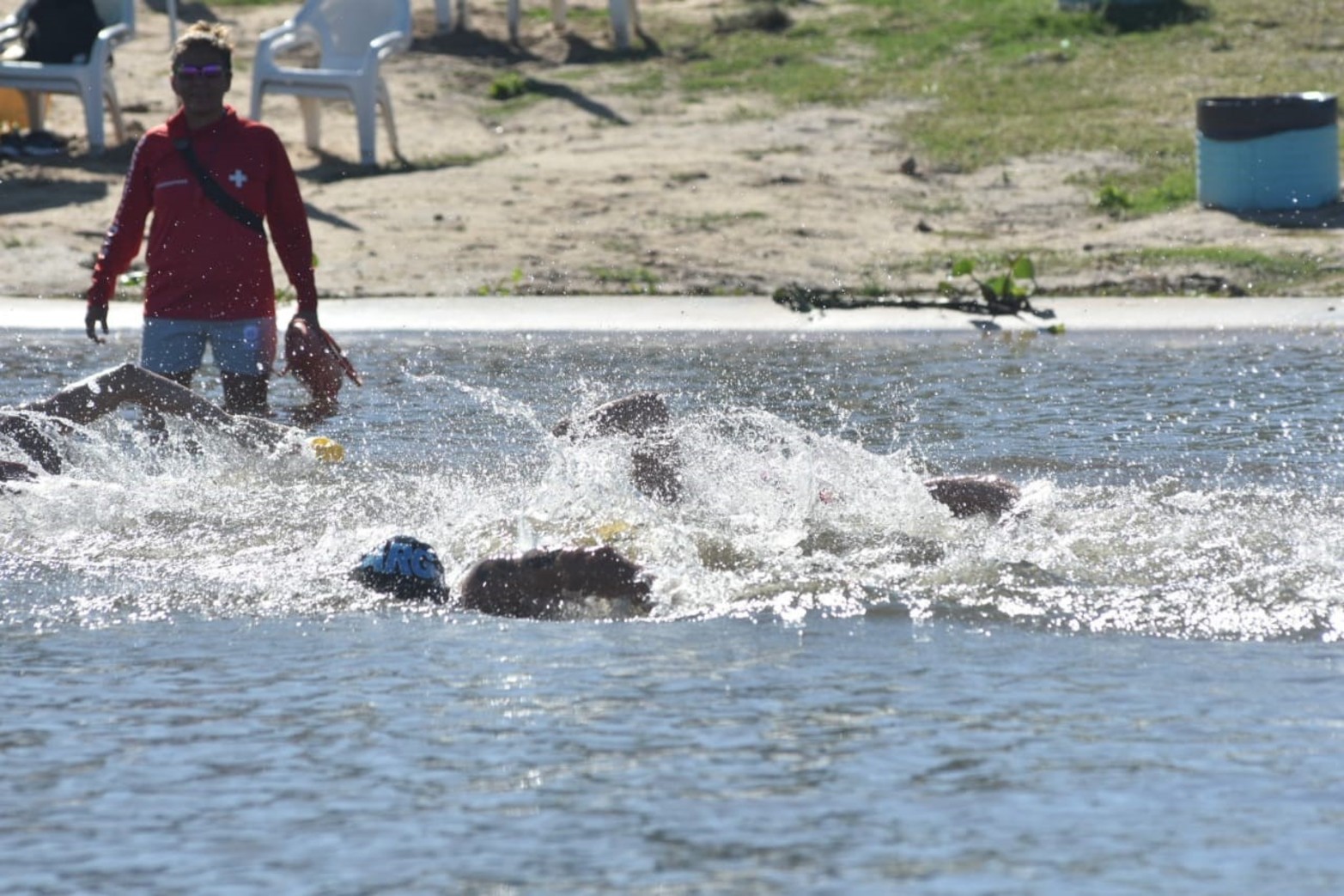 El maratón acuático Santa Fe Coronda vive una nueva edición. Flavio Raina