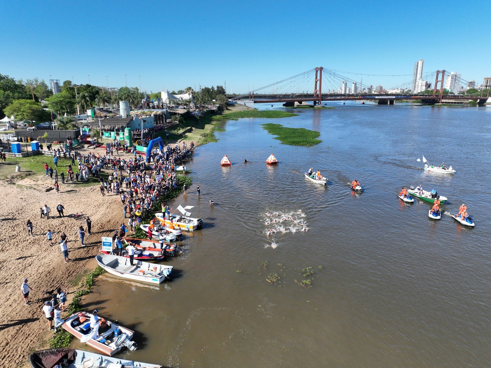 Después de tres años, se volvió a correr el maratón acuático Rio Coronda