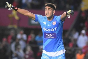 La figurita tatengue. Sin dudas, Santiago Mele se transformó en el gran acierto deportivo del 2022 en el Mundo Unión. Además de los sondeos de River Plate y Vélez Sarsfield, ahora se suman los colombianos. Créditos: Mauricio Garín