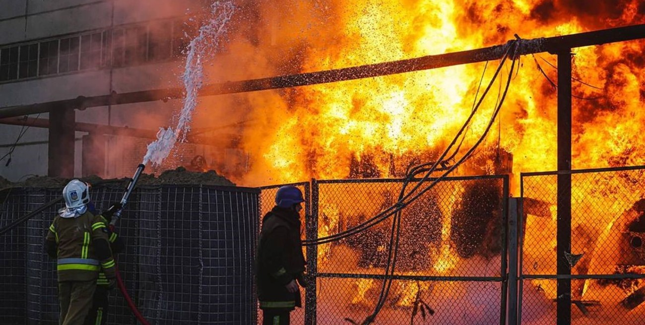 Prácticamente la mitad de la red energética ucraniana está dañada por los ataques rusos