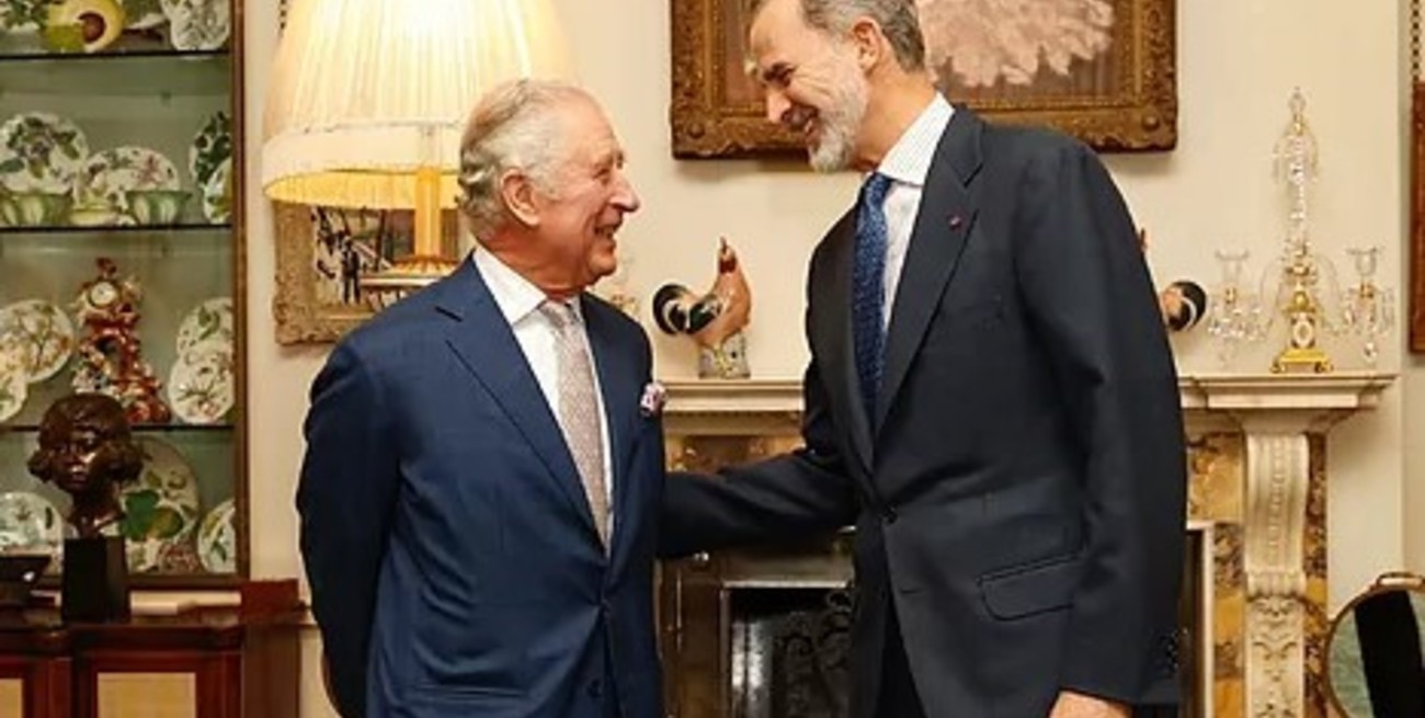 Encuentro real: Carlos III recibió al Rey Felipe VI en Londres