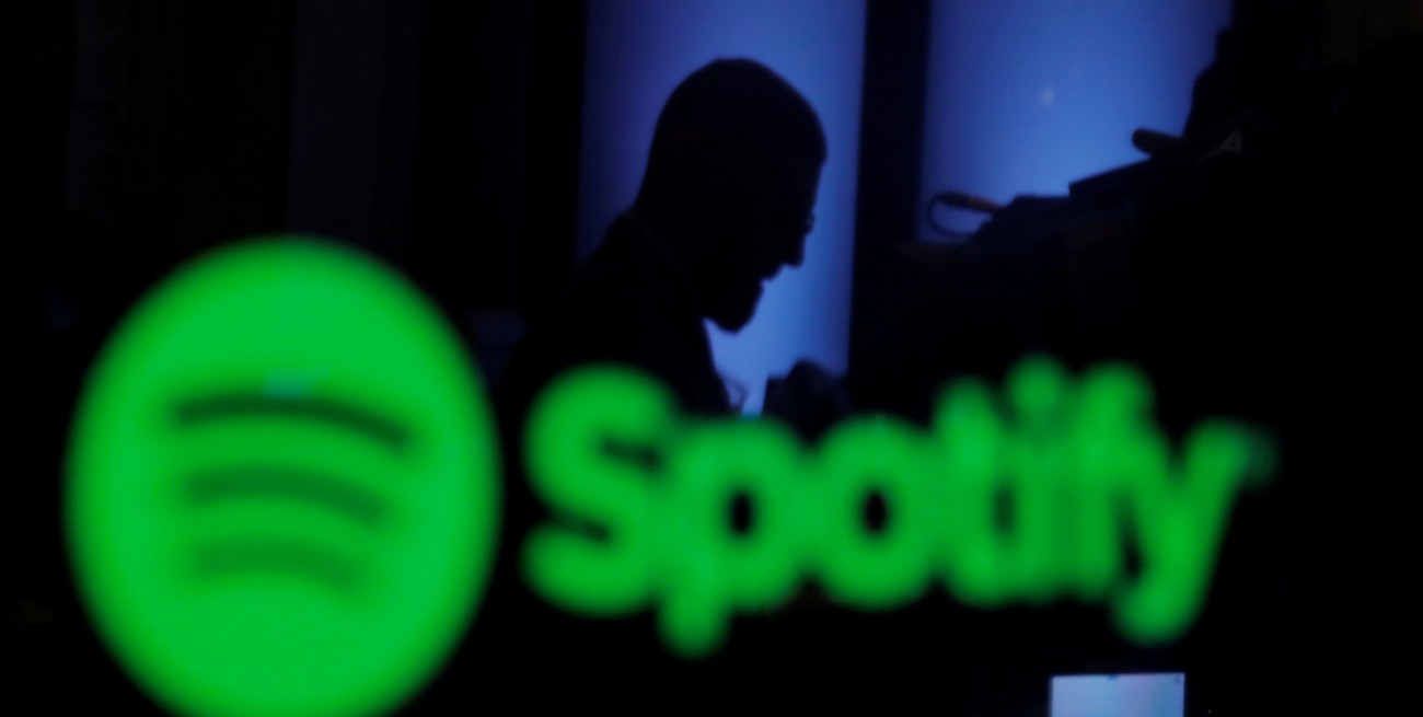 Crisis en las plataformas digitales: Spotify despedirá el 6% de su personal