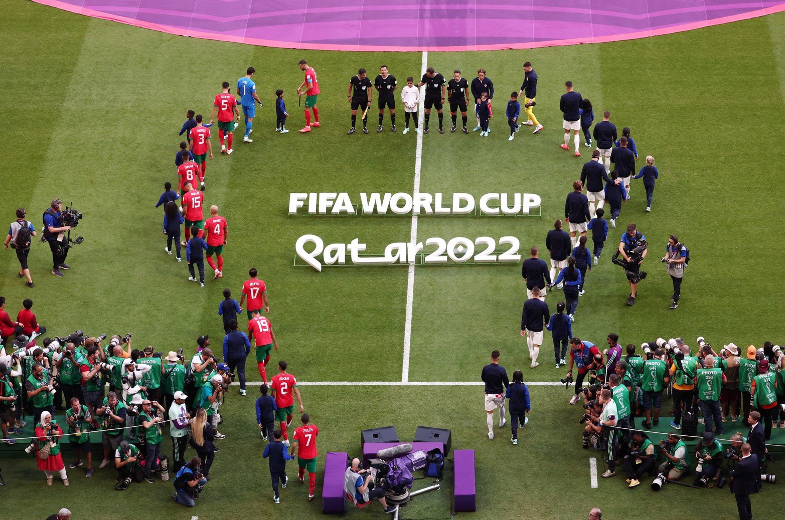 Por el grupo F, Marruecos y Croacia empataron 0 a 0. 