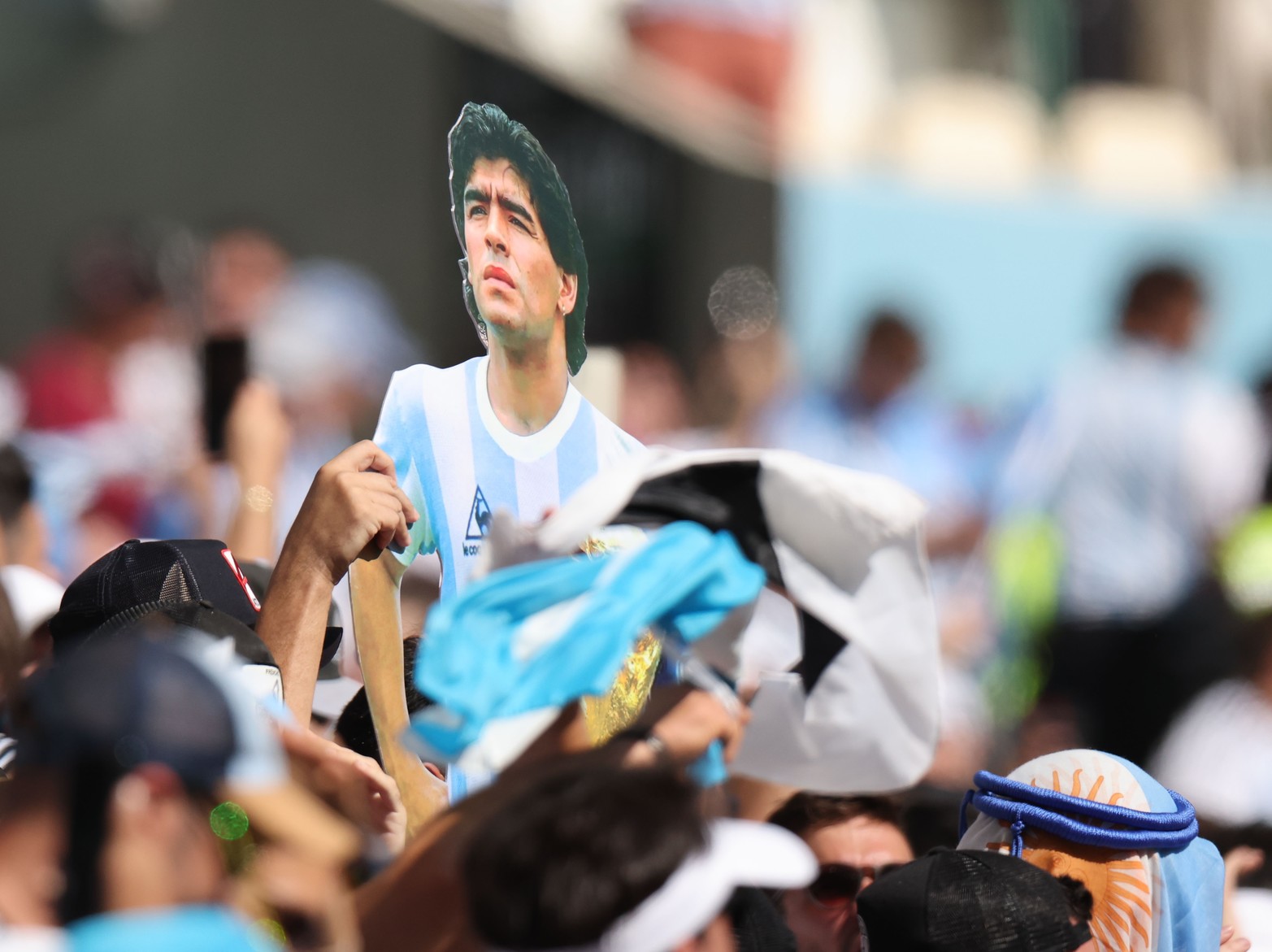 El Mundial de Fútbol que se disputa en  Qatar, brinda este particular color de los hinchas cuando juega cada selección. 