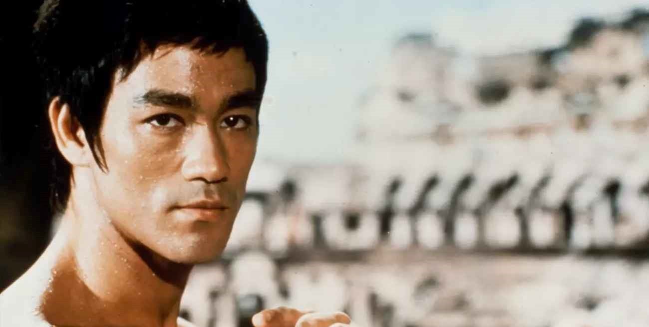 Un nuevo estudio revela que Bruce Lee murió "por beber demasiada agua"