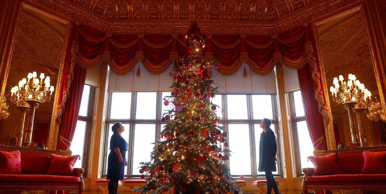 Windsor ya está decorado para su primera navidad sin Isabel II en los últimos 70 años