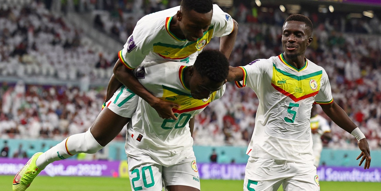 Senegal sueña con la clasificación tras vencer a Qatar