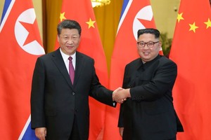 Xi Jinping expresó su deseo de estrechar vínculos con  Kim Jong-un.