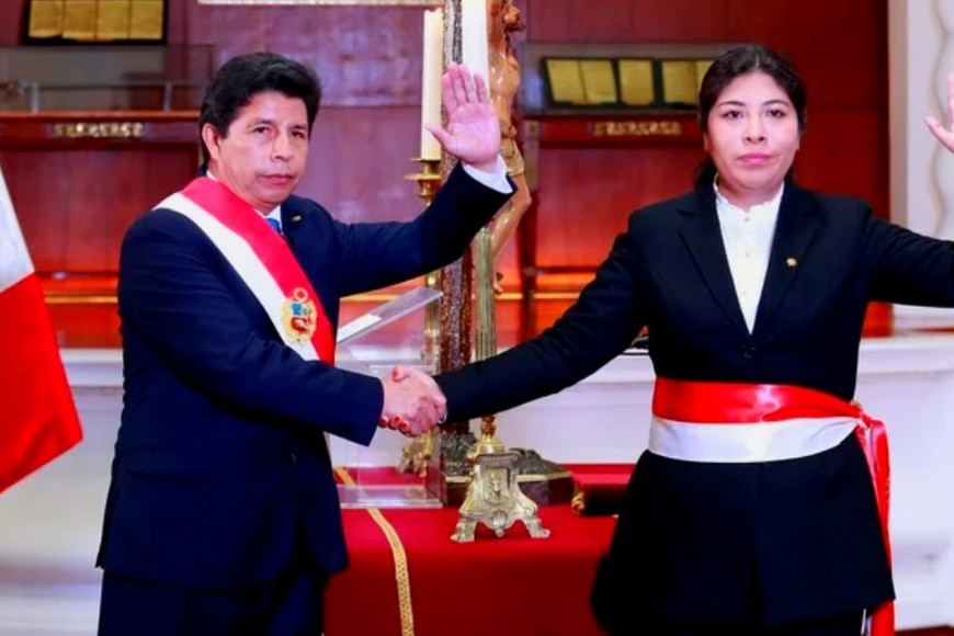 Betssy Chávez asumió como presidenta del Consejo de Ministros de Perú.