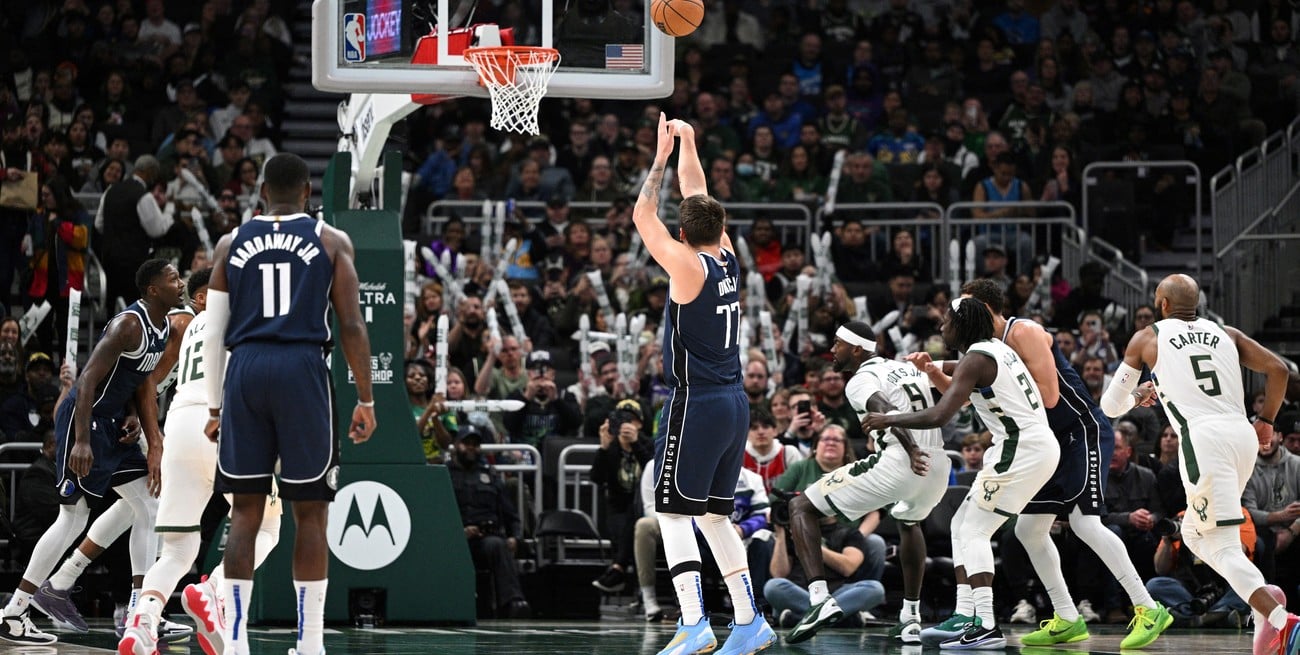 Luka Doncic sumó 27 puntos y 12 asistencias que no fueron suficientes. Crédito: Reuters