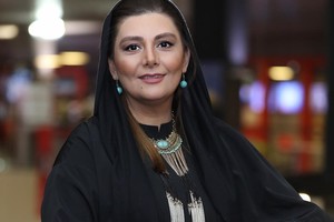 La reconocida actriz iraní Hengameh Ghaziani fue una de las liberadas, más de una semana después de su detención por haber apoyado las protestas que sacuden Irán.