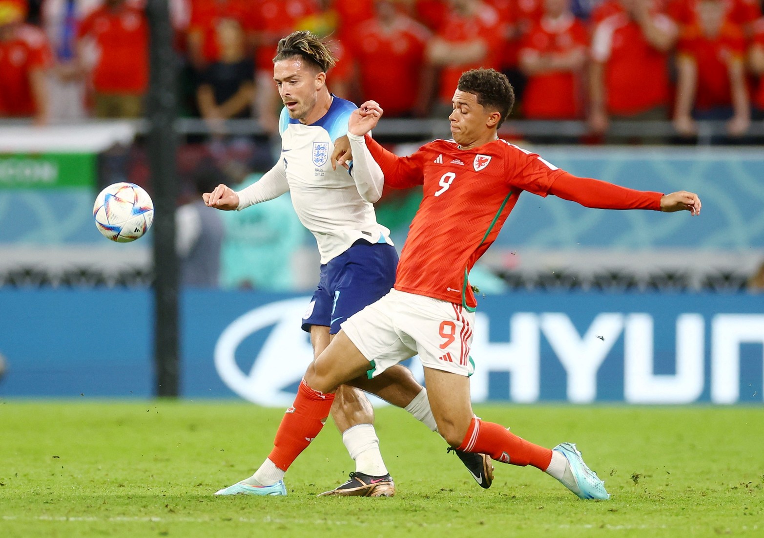 Inglaterra goleó a Gales y jugará con Senegal en octavos de final.