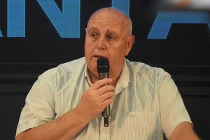 El llamado de Luis. Spahn, presidente de Unión, decidió llamar a las tres listas opositoras que fueron a las urnas en los últimos comicios para poder encontrar un espacio de diálogo sin agresiones.  Crédito: Manuel Fabatía