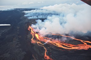 Aerial photo captured during an overflight of the Northeast Rift Zone eruption of Mauna Loa volcano in Hawaii, U.S. November 28, 2022.  USGS/Civil Air Patrol/Handout via REUTERS 
THIS IMAGE HAS BEEN SUPPLIED BY A THIRD PARTY. 
NO RESALES. NO ARCHIVES