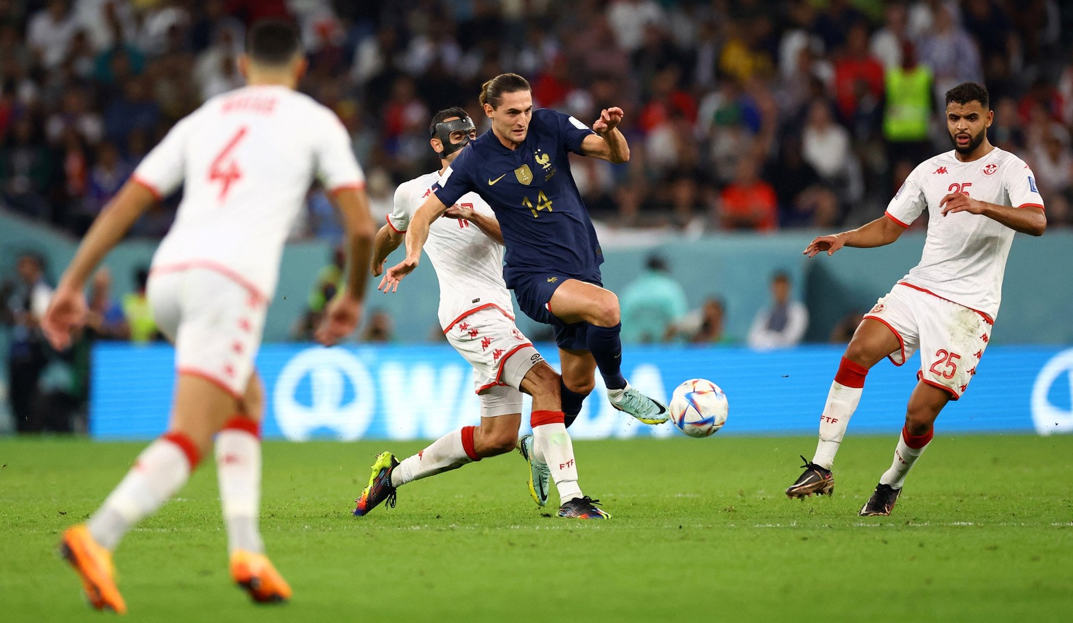 Por el grupo D, Francia y Túnez juegan por la tercera fecha.