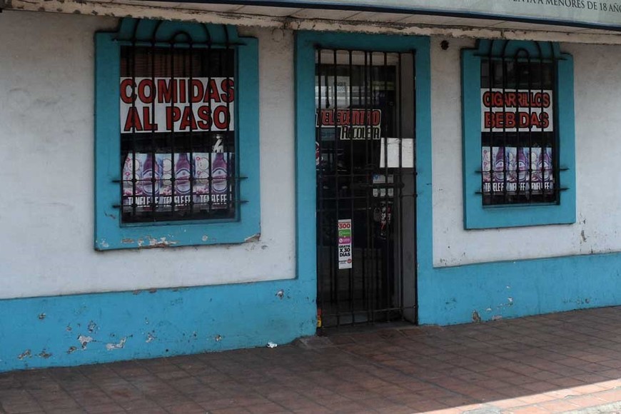 El hecho se produjo en un kiosco a pocos metros de Bulevar. Crédito: Mauricio Garín