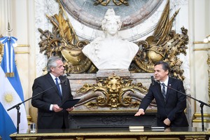 El momento en el que Diego Giuliano juró como nuevo miembro del Gabinete. Crédito: Presidencia de la Nación