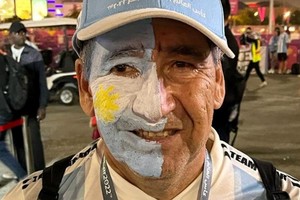 La cálida nochecita qatarí se tiñó de celeste y blanco y Doha.