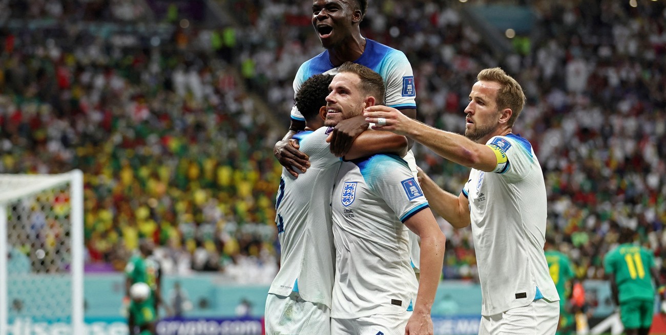 Inglaterra goleó a Senegal y clasificó a cuartos de final