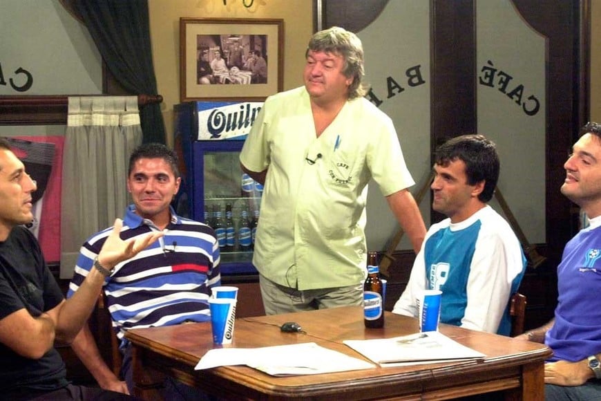 Fuertes, ídolo sabalero, participando del programa.