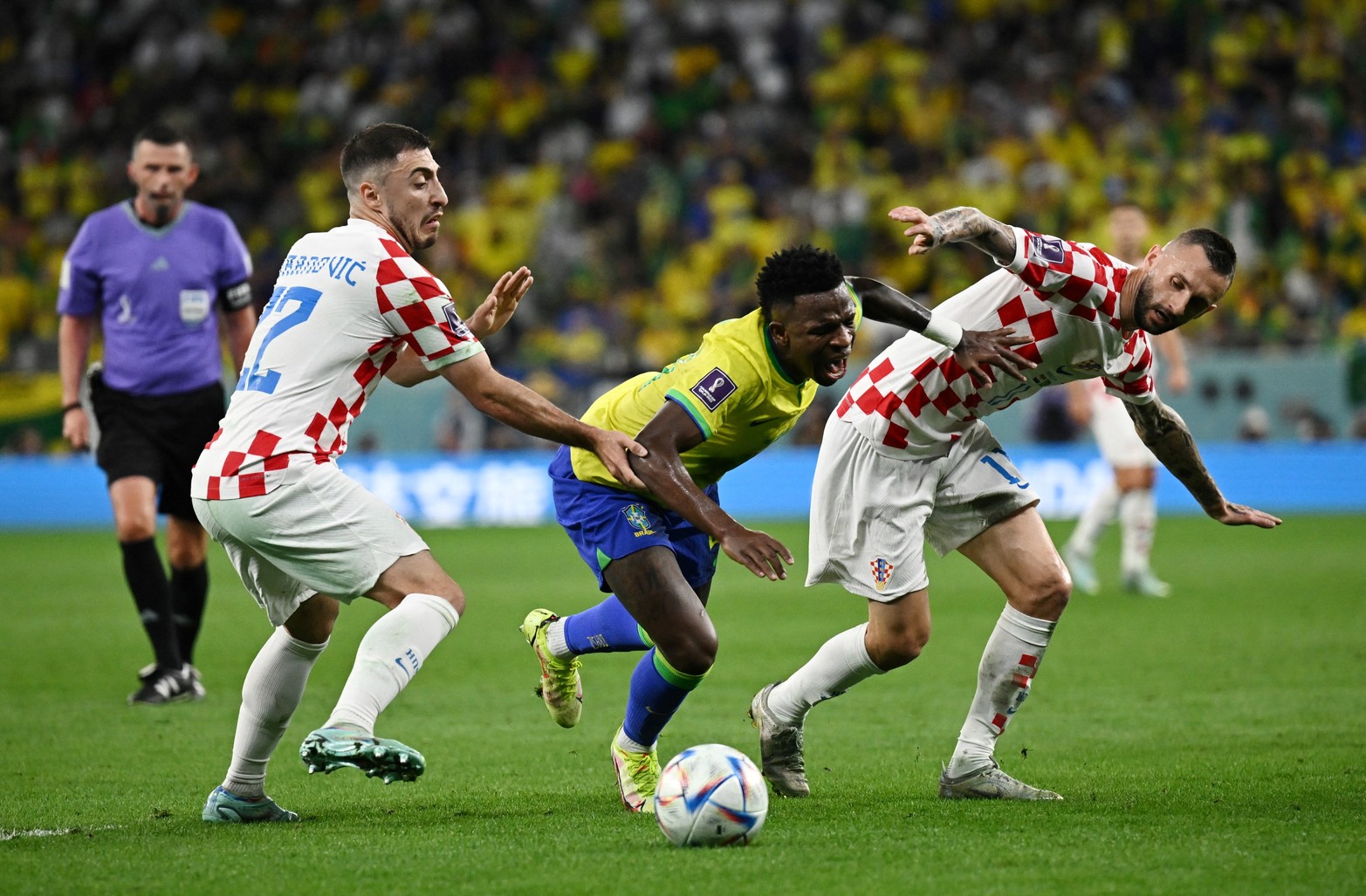 Por la fase de cuartos de final de la Copa del Mundo, Brasil y Croacia juegan su partido.