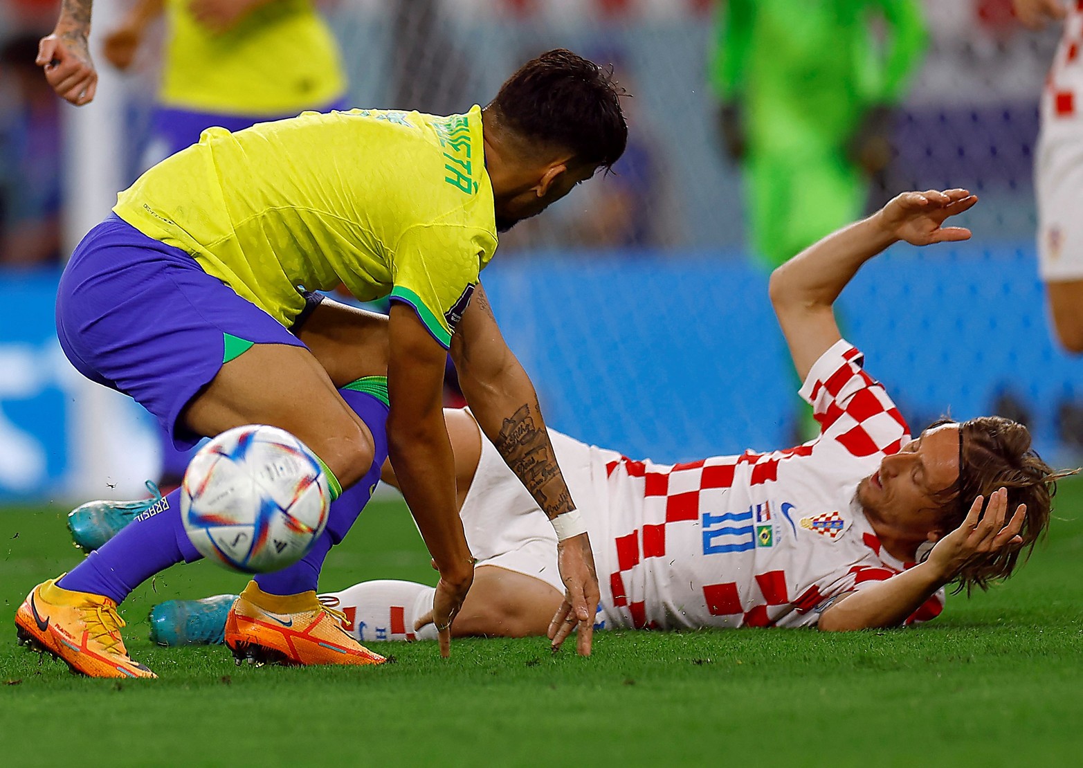 Por la fase de cuartos de final de la Copa del Mundo, Brasil y Croacia juegan su partido.