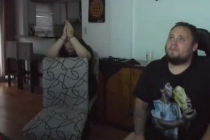 El fanático salió corriendo al balcón a festejar el triunfo de la Selección y atravesó el vidrio de la ventana.