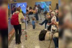 Gremio de maleteros realizaron paro