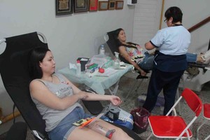 Desde el Ejecutivo comunal felicitaron a Bomberos Voluntarios y al Hospital Cullen -promotores de esta gran iniciativa-, “a las instituciones que se sumaron en colaboración y a todos los vecinos donantes de sangre segura”. Foto: Comuna