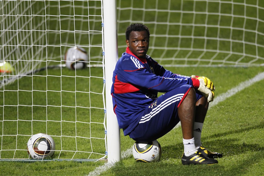 Mandanda, un histórico del equipo, fue el arquero titular en Sudáfrica 2010. Crédito: Charles Platiau / Reuters