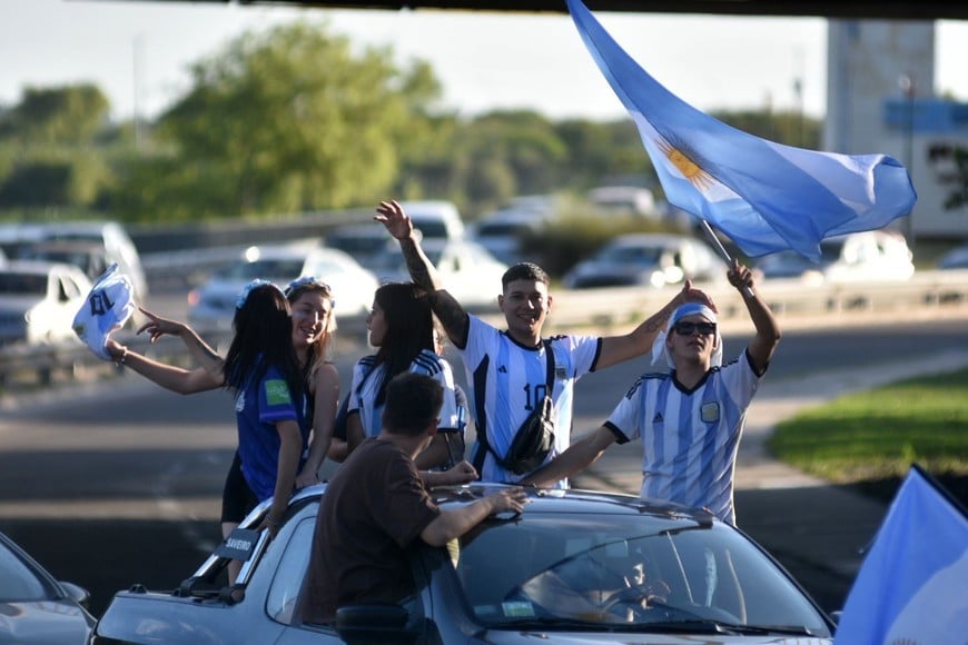 Argentina Campeón: Los festejos en la costanera oeste