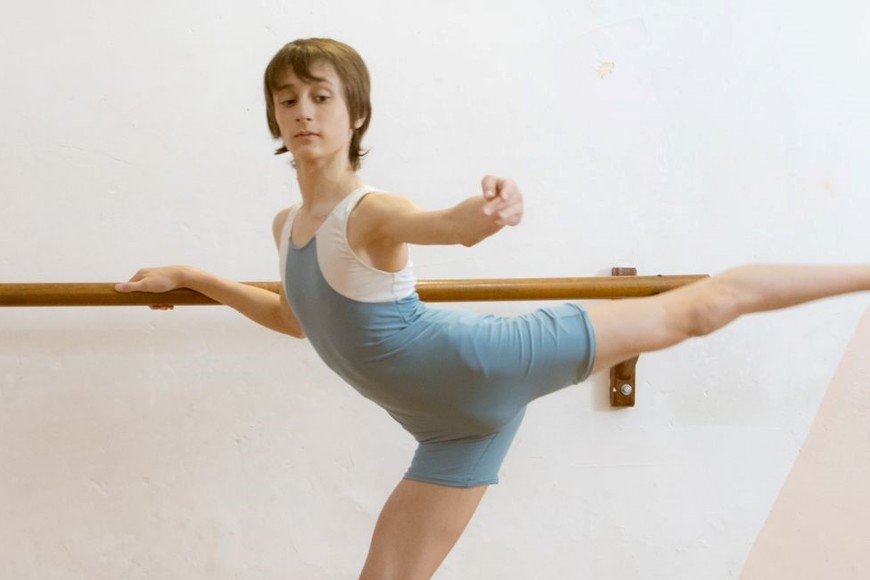 El joven santafesino en el salón Impulsos. Foto: Leonardo Gregoret