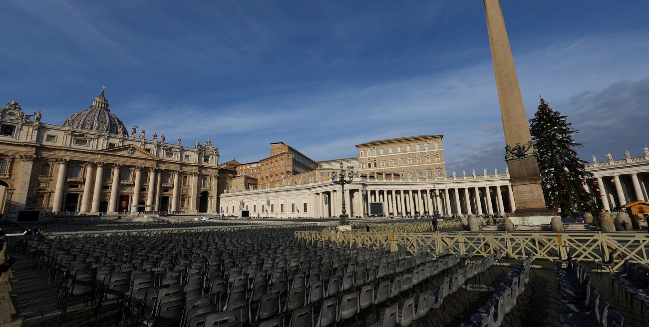 Funeral de Benedicto XVI: cómo será la inédita ceremonia presidida por el Papa Francisco