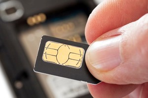 Las operadoras de telefonía móvil deberán modificar sus sistemas de seguridad y adoptar el reconocimiento biométrico .